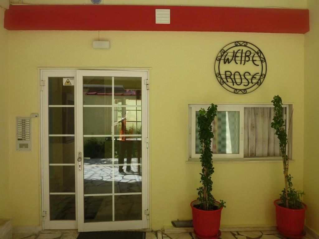 Hotel White Rose Beach Olympiakí Aktí Dış mekan fotoğraf