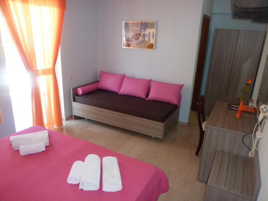 Hotel White Rose Beach Olympiakí Aktí Dış mekan fotoğraf
